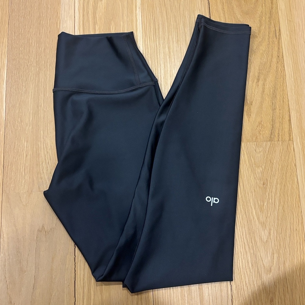 ALO Yoga Charcoal Leggings